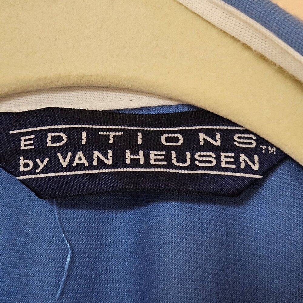 Editions Van Heusen Mens Polo Shirt Blue Size L Cotton Polyester Shoulder Button - Picture 3 of 9